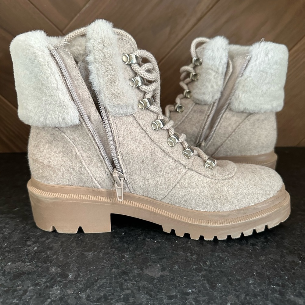 Carmine Hiking Boot
